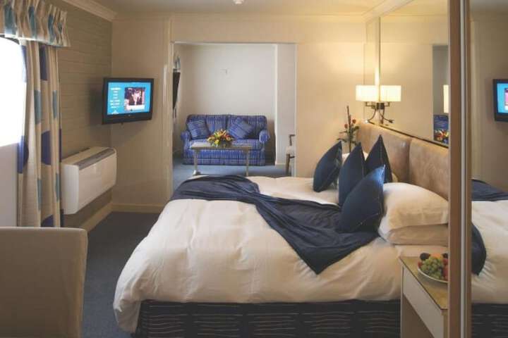 Room 11 of 53
