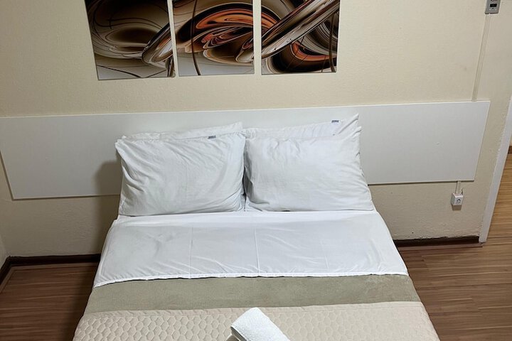 Room 36 of 68