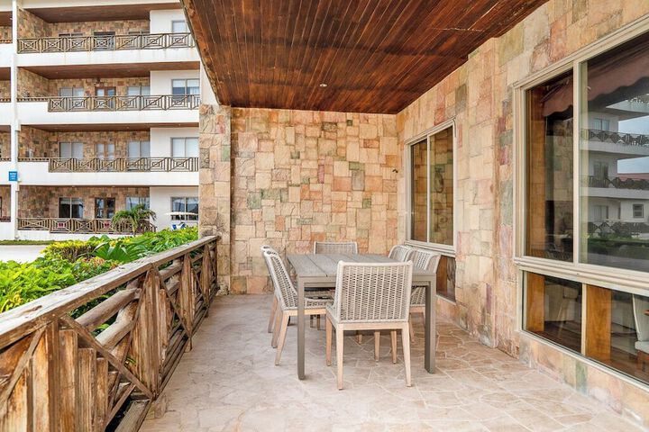 Terrace/Patio 540 of 927