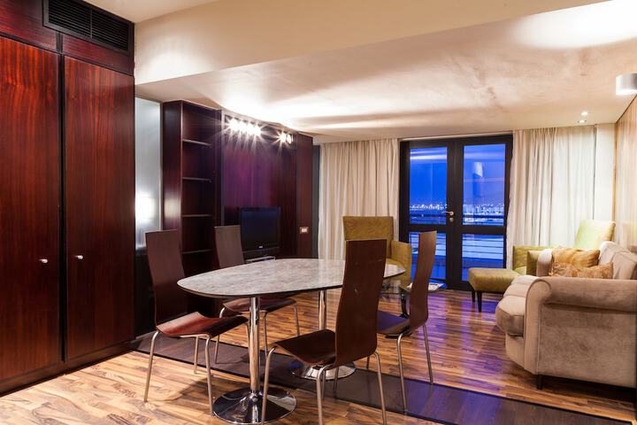 Room 35 of 56