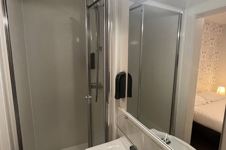 Room 55 of 72