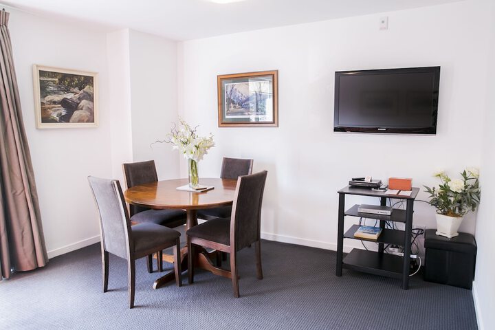 Room 13 of 254