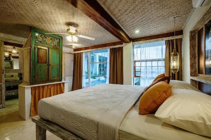 Room 5 of 26