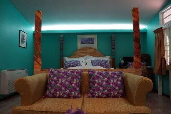 Room 2 of 50