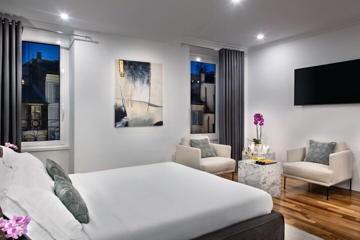 Room 15 of 51