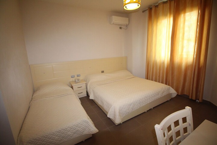 Room 10 of 69
