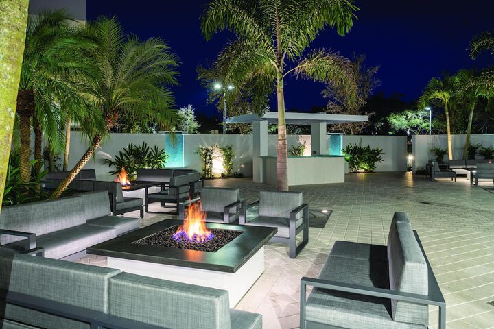 Terrace/Patio 31 of 32