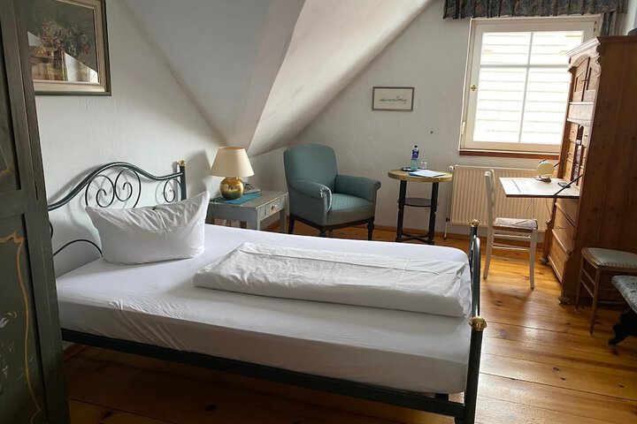 Room 22 of 101