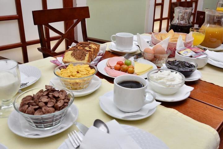 Breakfast/Coffee Service 37 of 50