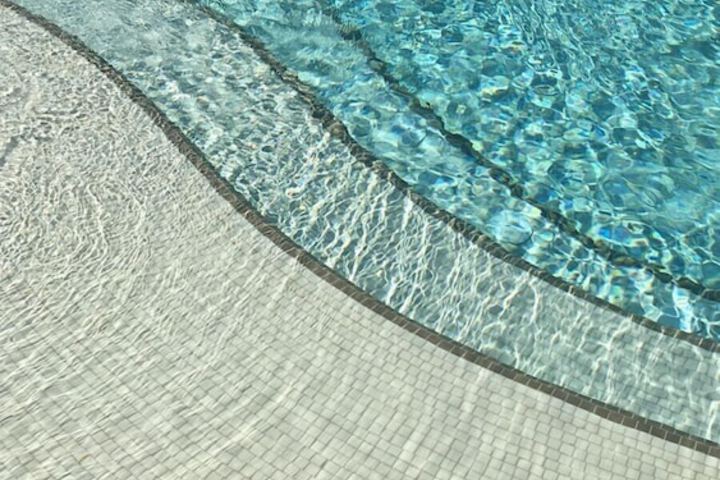 Pool 17 of 31
