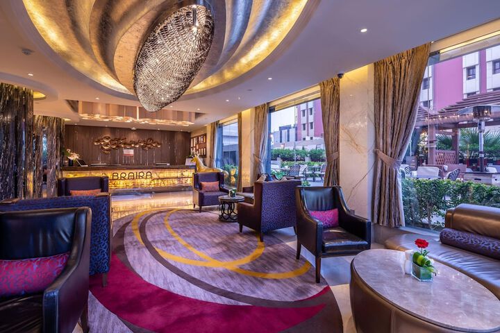 Guest Lobby