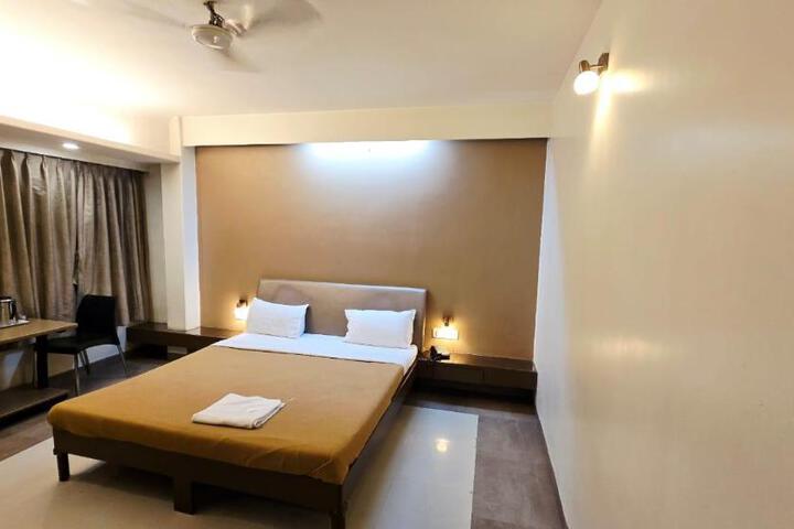 Hotel Gokul