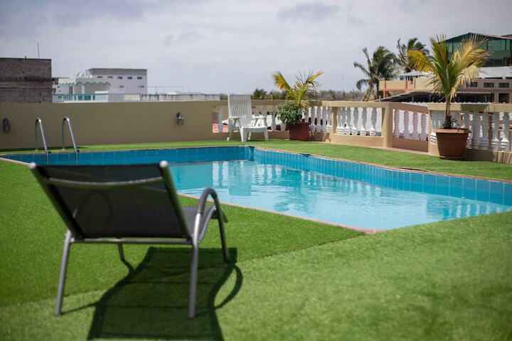 Pool Hotel