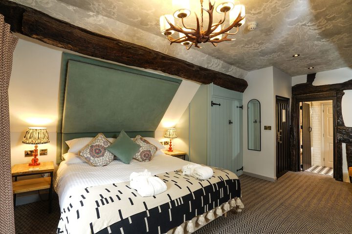 Room 10 of 54