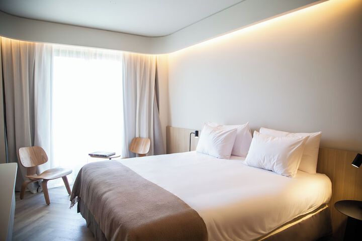 Room 13 of 72