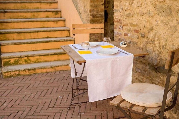 Dining 62 of 73
