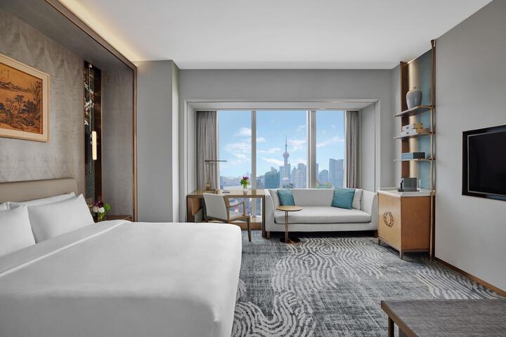 Room 40 of 106