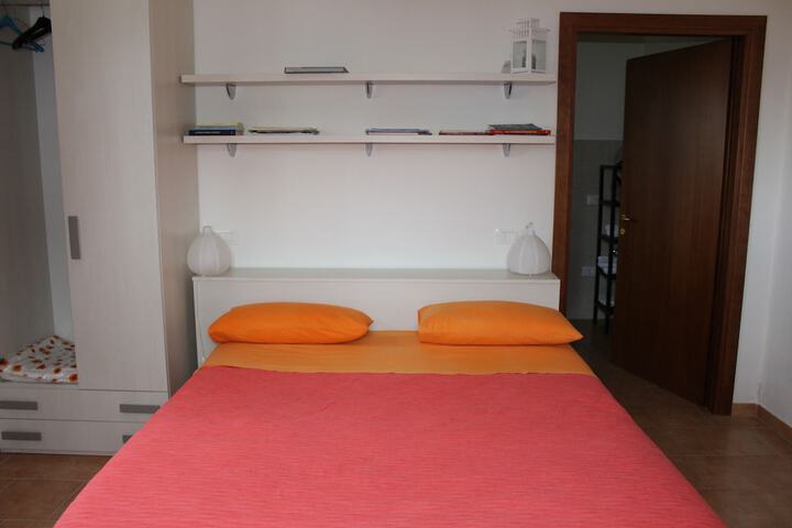 Room 18 of 25
