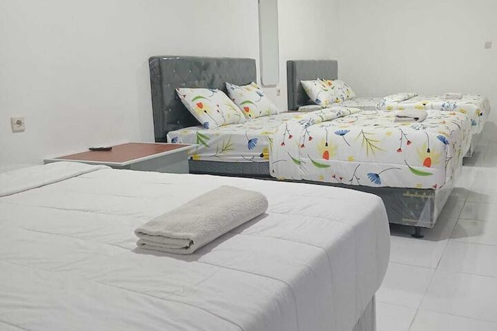 Room 5 of 29