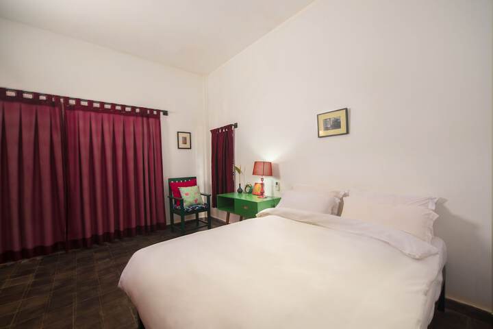 Room 3 of 30