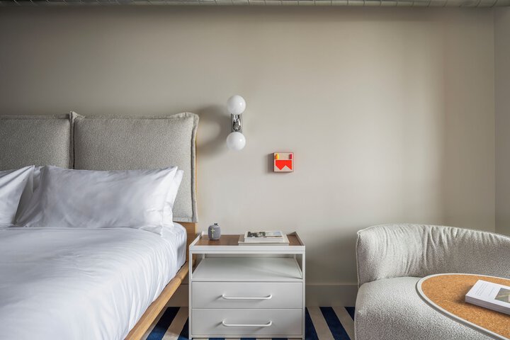 Room 19 of 60