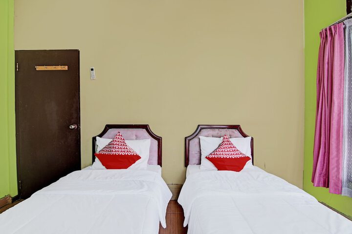 Room 8 of 24