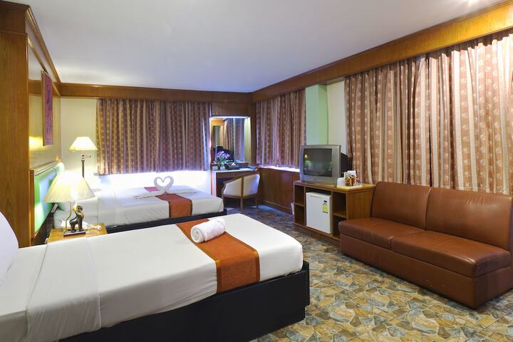 Room 7 of 34