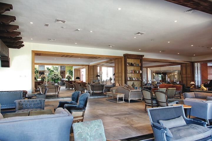 Lobby Entry