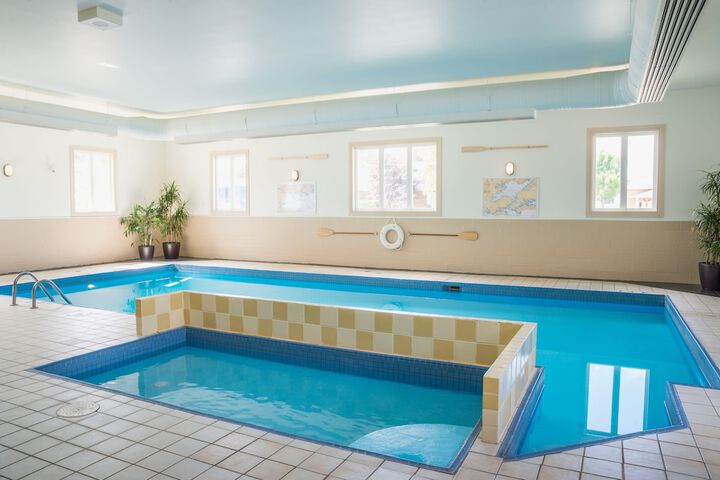 Pools & Facilities