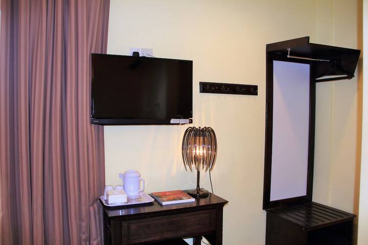 Room 11 of 58