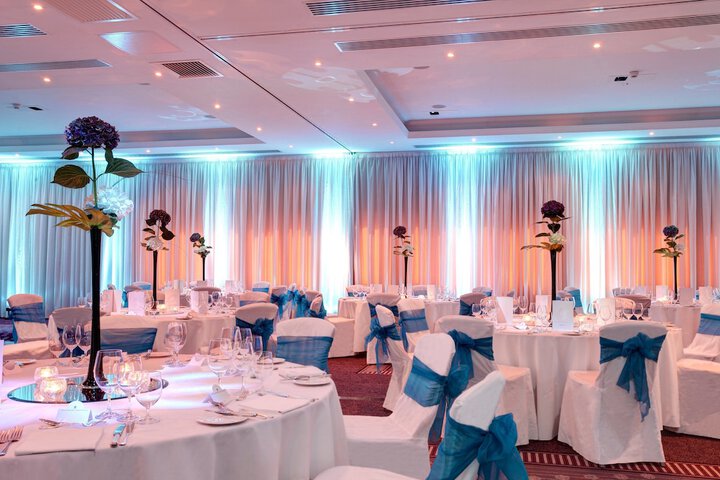 Ballroom/Hall 80 of 89