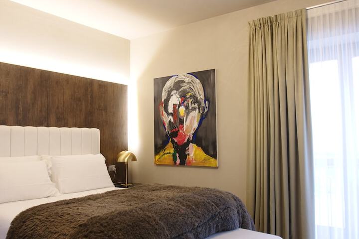Room 17 of 88