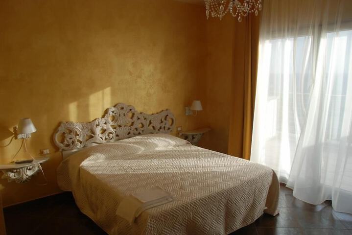 Room 6 of 41