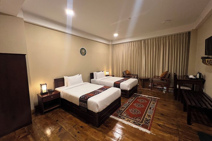 Room 7 of 29