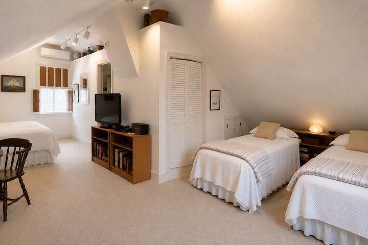 Room 18 of 44