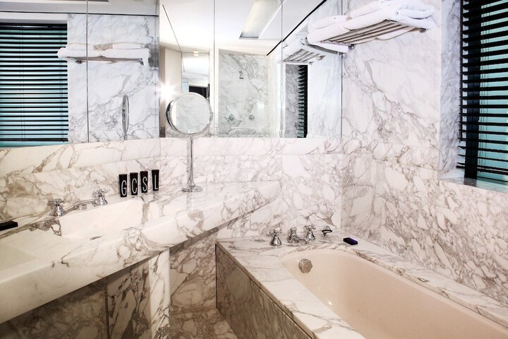 Bathroom Interior Photo