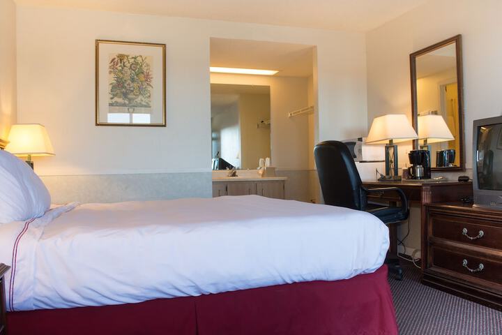 Room 6 of 20