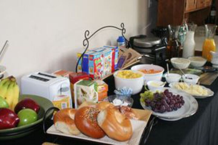 Breakfast/Coffee Service 6 of 37