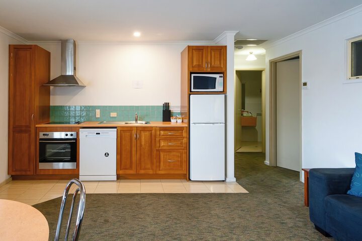 Room 34 of 65