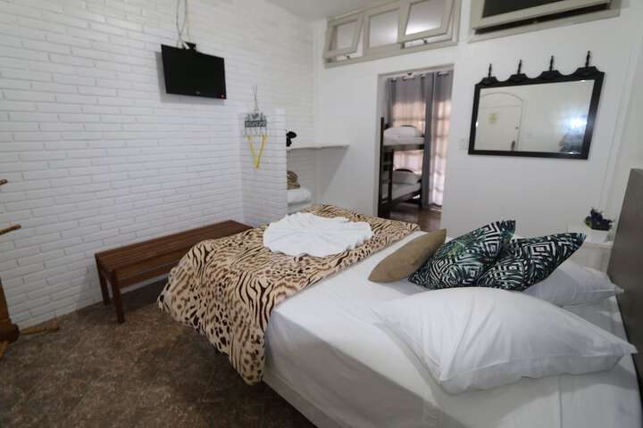 Room 5 of 67