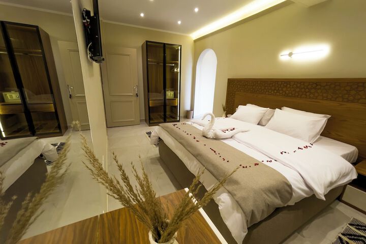 Room 25 of 74