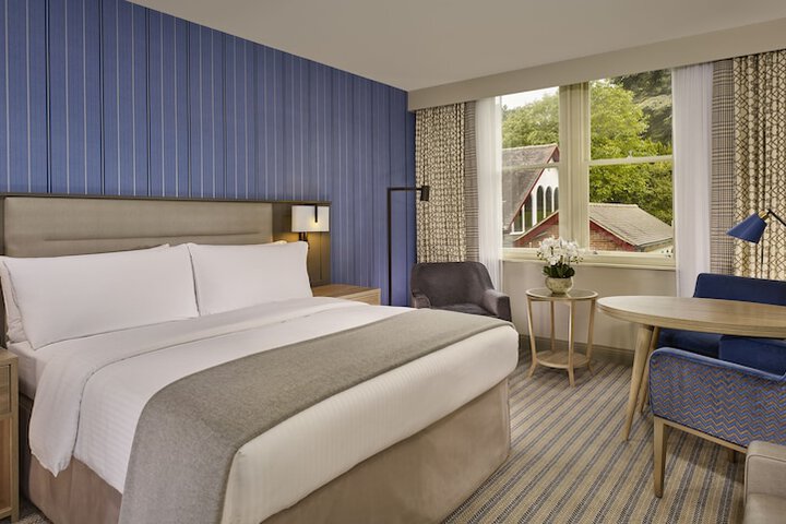 Room 10 of 63