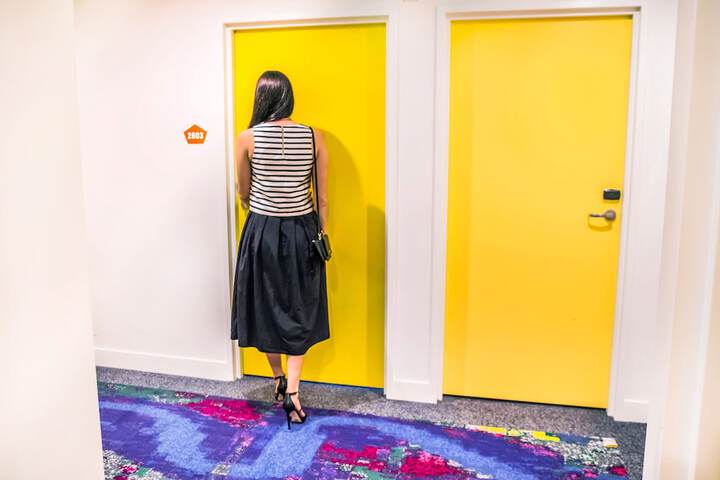 Ballroom/Hall 104 of 128
