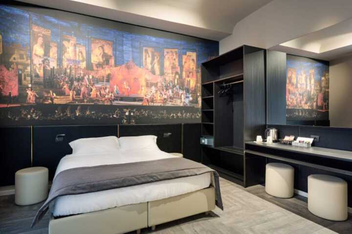 Room 13 of 44