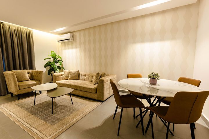 Room 43 of 86