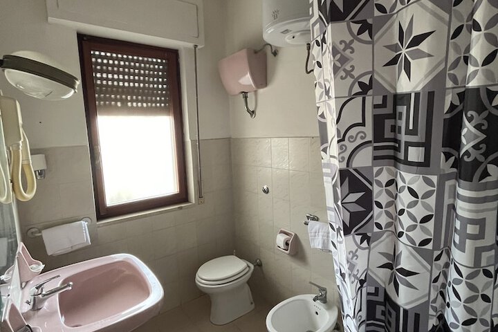 Room 40 of 54