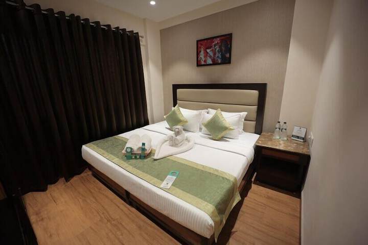 Room 21 of 34