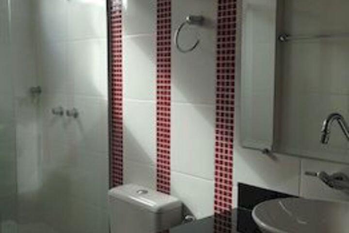 Room 3 of 17