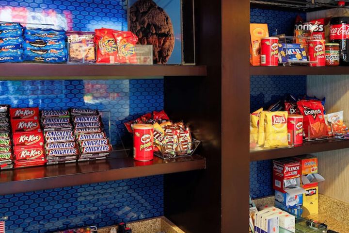 Snack bar