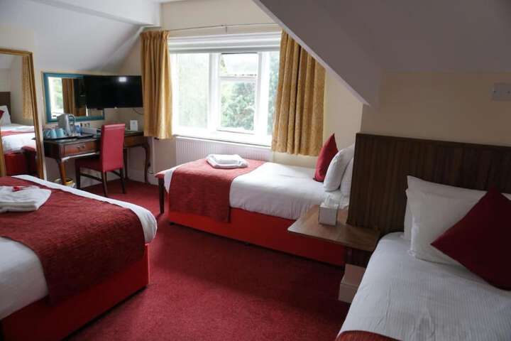 Room 15 of 32